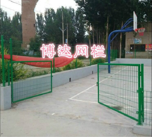 武昌大（dà）學校園美觀公（gōng）園圍欄欣